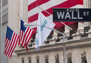 Raport MIT obniżył akcje spółek AI: ...