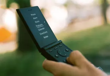 Light Flip: Telefon, który pomoże Ci ...