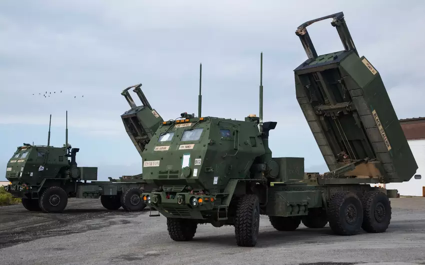 Praca HIMARS MLRS: fragmenty rakiety M31A1 GMRLS znaleziono w zniszczonym rosyjskim magazynie 45 km od linii frontu