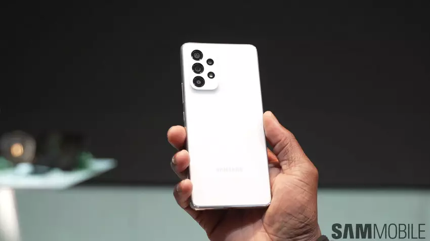 Galaxy A53 otrzymuje aktualizację w Europie: poprawione bezpieczeństwo i stabilność