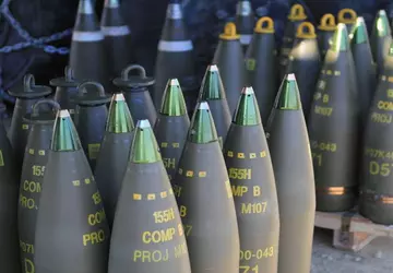Hiszpania zakupiła prawie 100 tysięcy pocisków ...