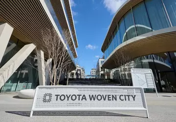 Toyota inwestuje $10 miliardów w przyszłość: ...