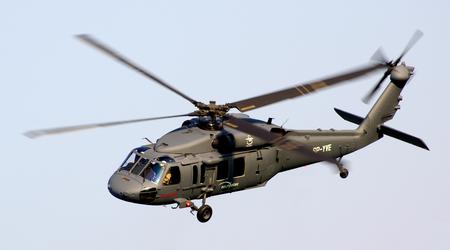 Albania otrzymała do służby dwa amerykańskie śmigłowce UH-60 Black Hawk