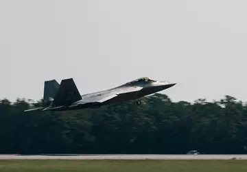 Pozostałe myśliwce piątej generacji F-22 Raptor ...