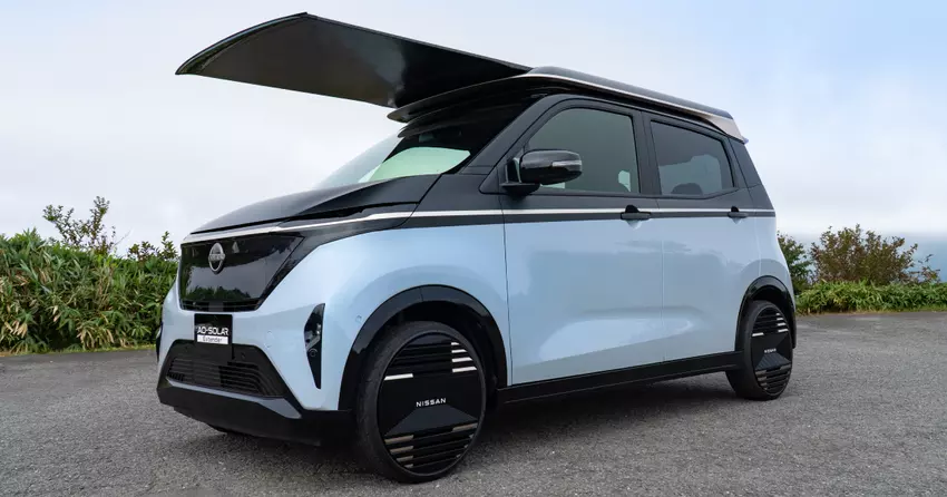 Wysuwany panel słoneczny Nissan zapewni do 3000 km zasięgu rocznie dla pojazdów elektrycznych