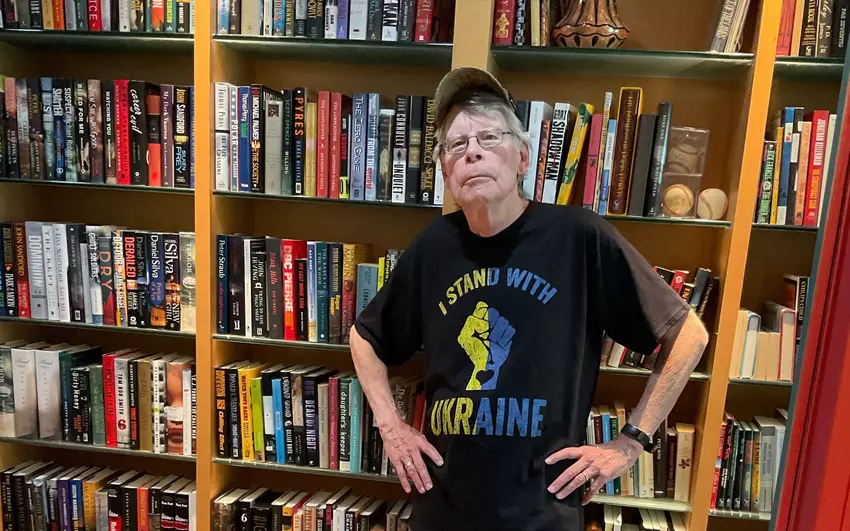 Stephen King proponuje Muskowi przekazanie 8 dolarów za jego "niebieski tick" na Twitterze na fundusz pomocy AFU Siergieja Prituli