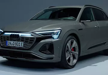 Audi wstrzymuje produkcję Q8 e-tron i ...