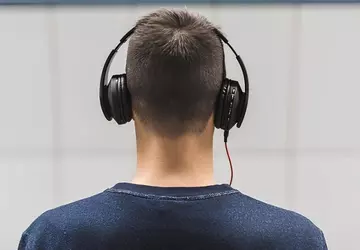 Twórcy uniwersytetu w Waszyngtonie stworzyli słuchawki ...