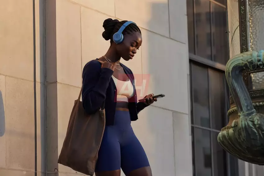 W Internecie pojawił się film promocyjny i wysokiej jakości zdjęcia słuchawek Beats Solo 4