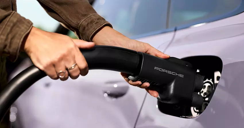 Amerykańskie wersje elektrycznych samochodów Audi i Porsche uzyskały dostęp do sieci Tesla Supercharger