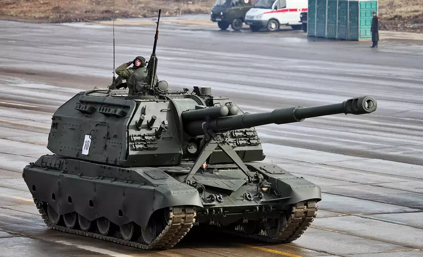 Ukraiński dron FPV niszczy rosyjską samobieżną haubicę Msta-S wartą 1,6 mln dolarów za 500 dolarów