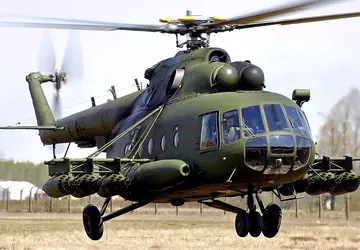 Słowacja przekazała Ukrainie śmigłowce Mi-17 i ...