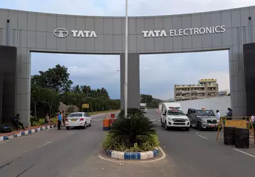 W fabryce w Indiach, w której ...