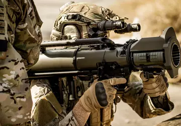 Japonia kupuje od Saaba ponad 300 ...