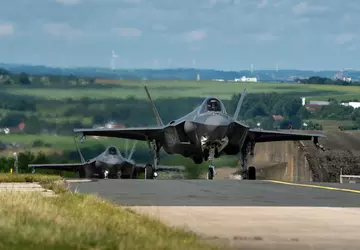 Czechy kupią 24 myśliwce F-35 piątej ...