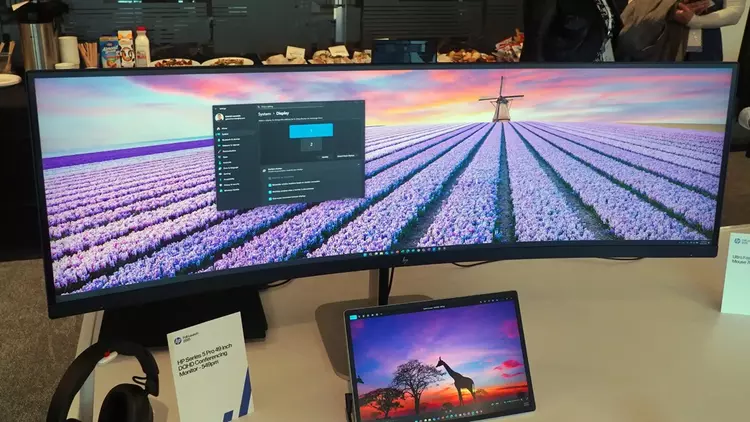HP zaprezentowała ultrawide, zakrzywiony monitor 49-calowy ...