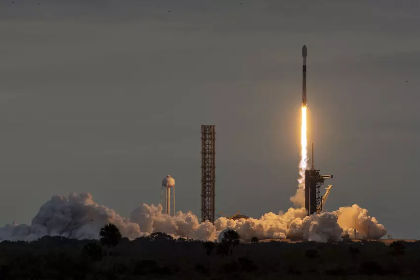 Falcon 9 wysyła w kosmos ukraińskiego nanosatelitę PolyITAN-HP-30 i ustanawia nowy rekord jednoczesnej orbity statku kosmicznego