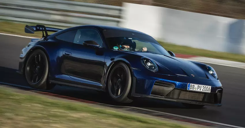 Porsche 911 GT3 ustanowił nowy rekord „Nürburgringu” dla samochodów z manualną skrzynią biegów