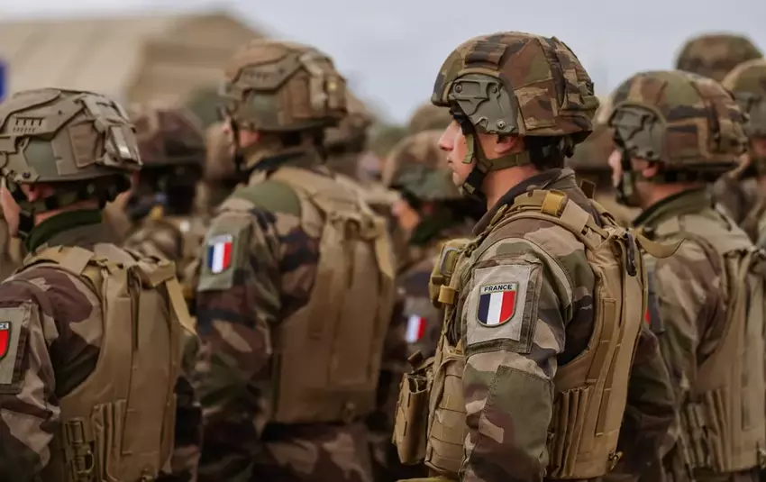 Francja rozpoczyna wycofywanie swoich wojsk z afrykańskiego Czadu