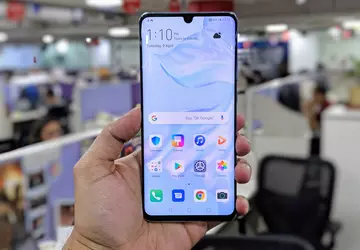 Huawei jednak aktualizuje swoje smartfony do ...