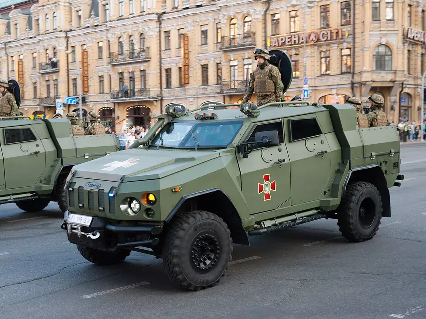 Ukraina zakupiła setki pojazdów opancerzonych Novator