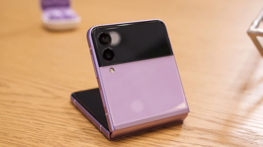 Samsung Galaxy Flip 4 otrzyma Snapdragon 8 Gen1+, zwiększoną baterię i będzie kosztował mniej niż poprzednik