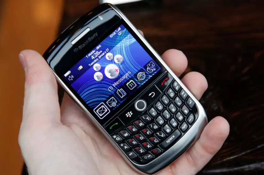 BlackBerry pozwała Facebooka za naruszenie patentów