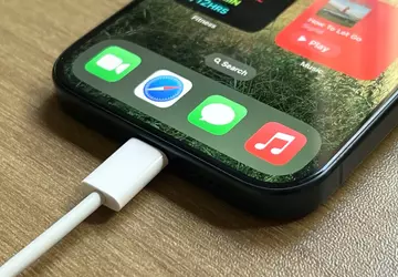 Okazuje się, że iPhone'y z serii ...