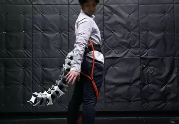 Japońscy inżynierowie stworzyli mechaniczny ogon do ...