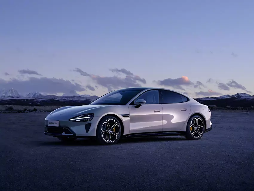 Xiaomi rozpocznie masową produkcję samochodu elektrycznego SU7 w lutym