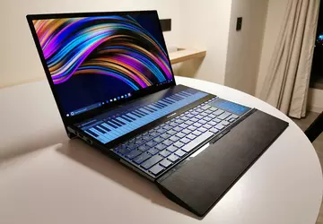 ZenBook Pro Duo i ZenBook Duo: ...