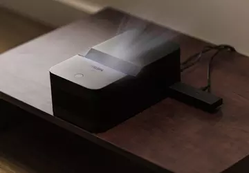 Philips wprowadza projektor DLP o ultrakrótkim ...