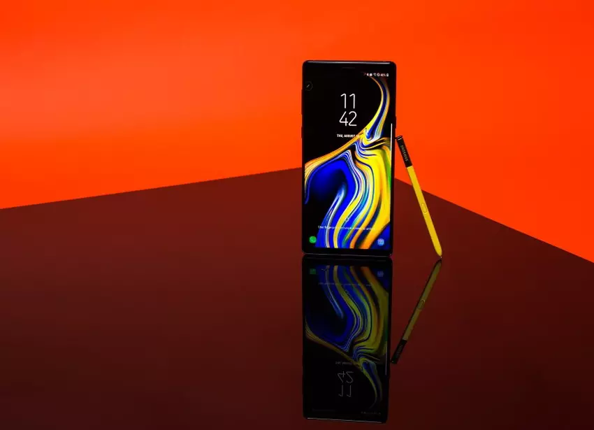 Samsung Galaxy Note 9 otrzymał wrześniową aktualizację: co nowego i kiedy czekać na oprogramowanie układowe