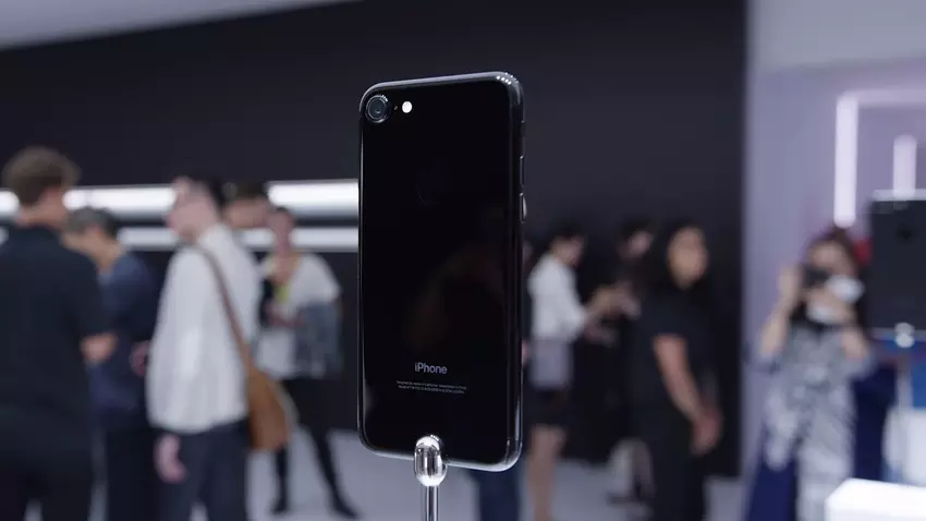 Znaleziono sposób na zwiększenie wydajności starszych iPhone'ów