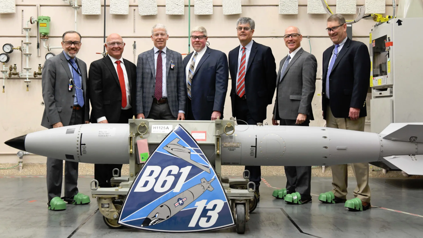 Stany Zjednoczone stworzyły nową bombę nuklearną B61-13 rok wcześniej niż planowano