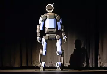 Hyundai zacznie używać humanoidalnych robotów w ...