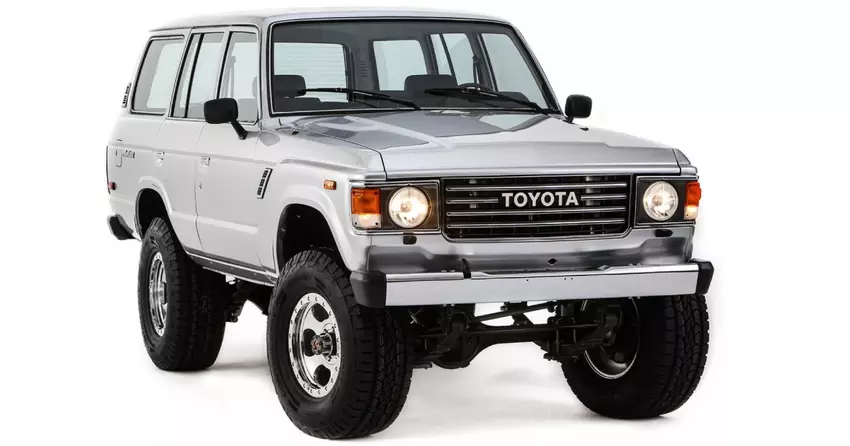 Toyota przywróciła do życia klasycznego Land Cruiser z nowoczesnym silnikiem V6 od Tundry