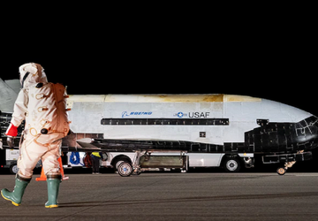 Tajemniczy dron Boeing X-37B zakończył 908-dniową ...