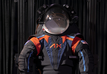 Axiom Space prezentuje skafander kosmiczny dla ...