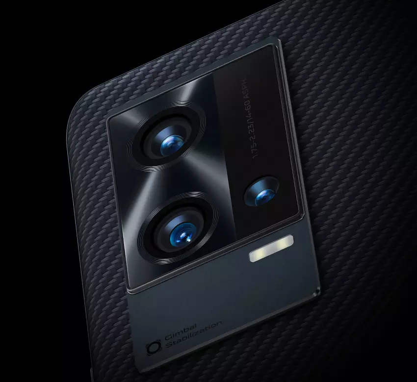 Vivo zdradza iQOO 8 Pro: będzie wyposażony w potrójny aparat z zaawansowaną stabilizacją