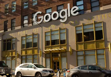 Alphabet odnotował przychody w wysokości 84,7 ...