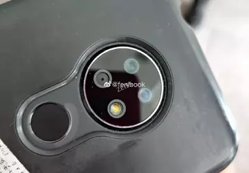 Na zdjęciu pojawił się nieznany smartfon ...