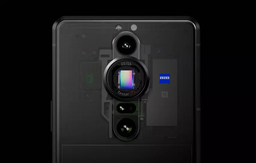 Sony pracuje nad następcą Xperii Pro, z odświeżonym aparatem fotograficznym