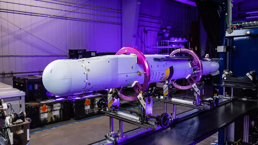 Raytheon otrzymał 320 mln dolarów na produkcję i dostawę 1500 inteligentnych bomb GBU-53/B StormBreaker o zasięgu rażenia do 110 km dla F-15E Strike Eagle