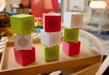 Głośniki Bluetooth nigdy nie wyglądały tak ...