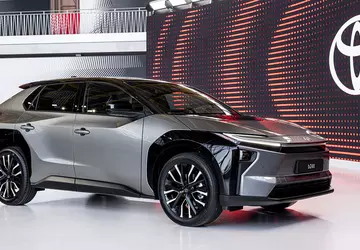 Toyota zacznie produkować elektryczny crossover bZ4X ...