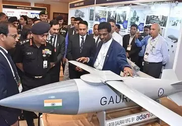 Indie, które od dziesięciu lat próbują ...