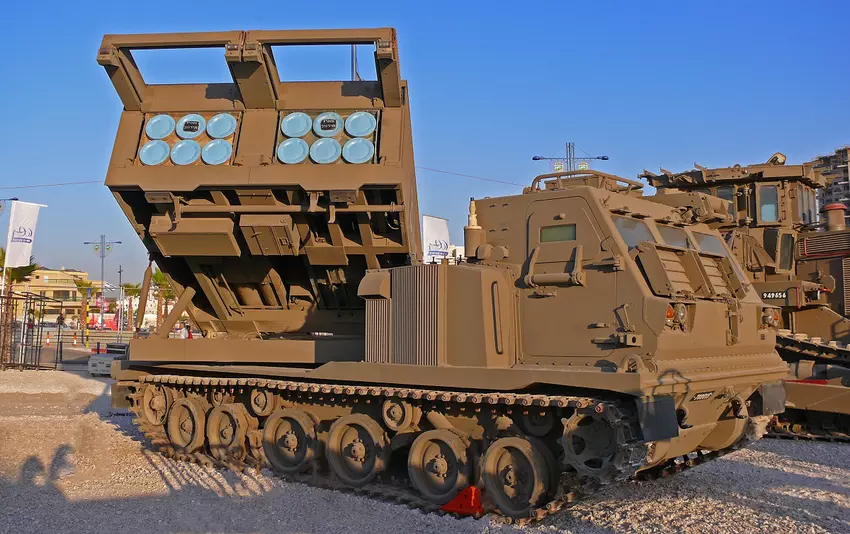 Ukraina otrzymuje od Włoch sześć haubic Panzerhaubitze 2000, dwa systemy rakietowe M270 MLRS oraz transportery opancerzone M113