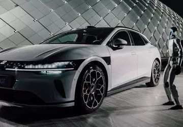 Zeekr podąża za BYD, instalując systemy ...