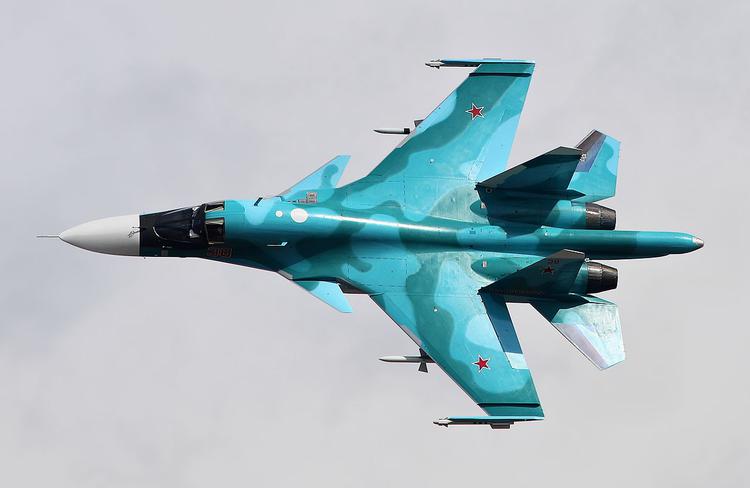 Rosja ukrywa swoje Su-34 przed atakami ...